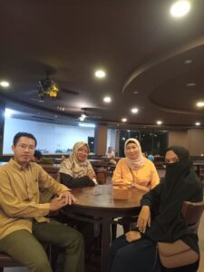 photo_6285056357455039242_y